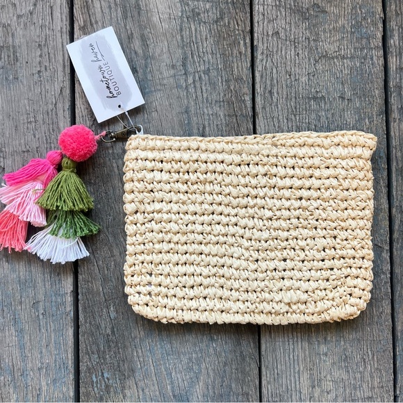 FUNKY MONKEY Raffia Tassel Detail Clutch Purse Natural Woven Flower Lined NWT - Picture 3 of 4